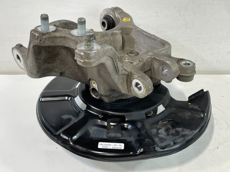 Load image into Gallery viewer, 20-25 HYUNDAI PALISADE AWD REAR LEFT SIDE SPINDLE KNUCKLE W/ BEARING HUB #102418
