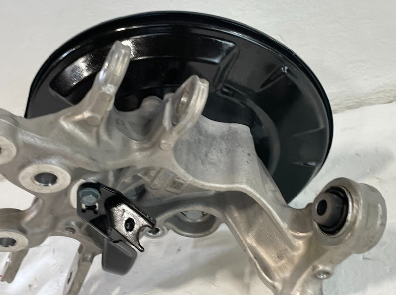 Load image into Gallery viewer, 23-25 HONDA ACCORD REAR LEFT SIDE SUSPENSION SPINDLE KNUCKLE W/ HUB 1.5L #103509
