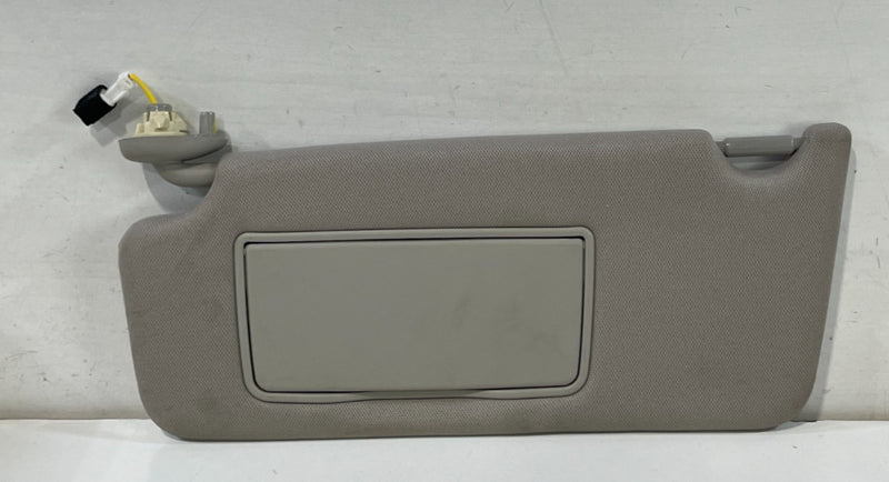 Load image into Gallery viewer, 2023 - 2025 HONDA HR-V EX-L FRONT LEFT DRIVER SIDE SUNVISOR SUN VISOR # 101630
