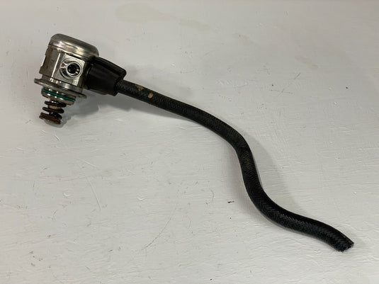 2017-2019 INFINITI QX30 HIGH PRESSURE FUEL PUMP W/ HOSE PIPE 16630-HG00E