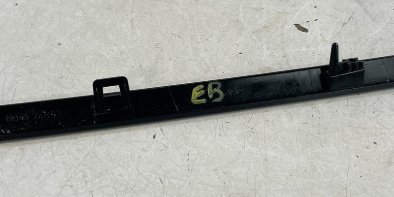 Load image into Gallery viewer, 2021-2024 TOYOTA CAMRY SE FRONT BUMPER CENTER GRILLE MOLDING TRIM # 99486
