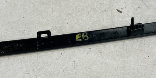 2021-2024 TOYOTA CAMRY SE FRONT BUMPER CENTER GRILLE MOLDING TRIM