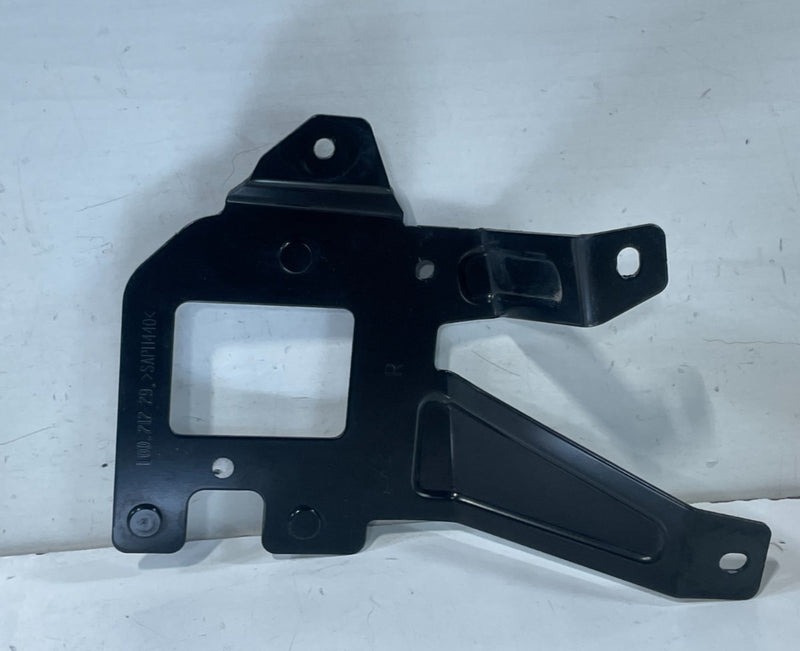 Load image into Gallery viewer, 20-22 HYUNDAI PALISADE REAR RIGHT SIDE BLIND SPOT RADAR SENSOR BRACKET # 103570
