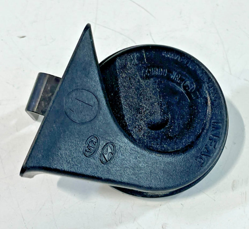 Load image into Gallery viewer, 2020-2023 HYUNDAI SONATA LOW NOTE TONE HORN PITCH SIGNAL 96611-L1000 # 102026
