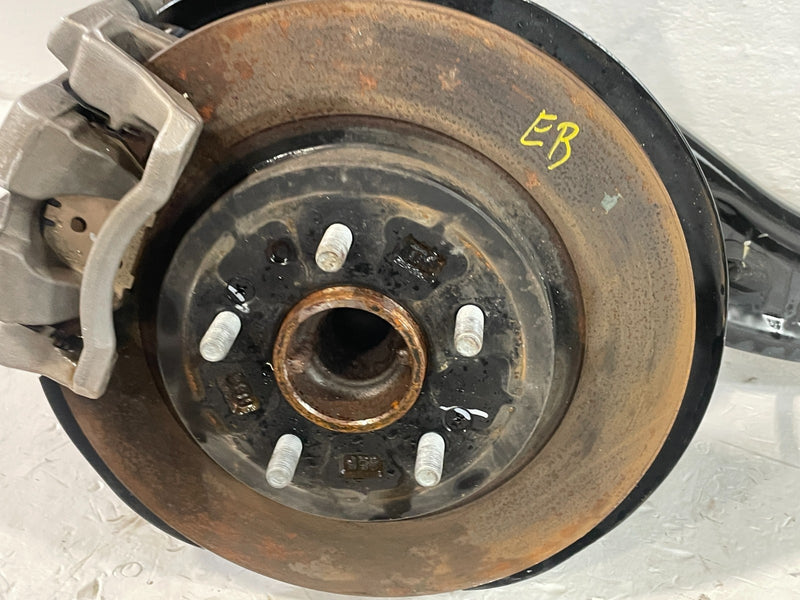 Load image into Gallery viewer, 2020-2022 HYUNDAI PALISADE FWD REAR RIGHT SUSPENSION KNEE ASSEMBLY 3.8L # 103657
