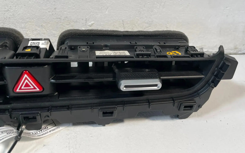 Load image into Gallery viewer, 2022-2025 HYUNDAI IONIQ 5 DASH CENTER AC AIR VENT GRILLE 97410-GI000-LS5 #107226
