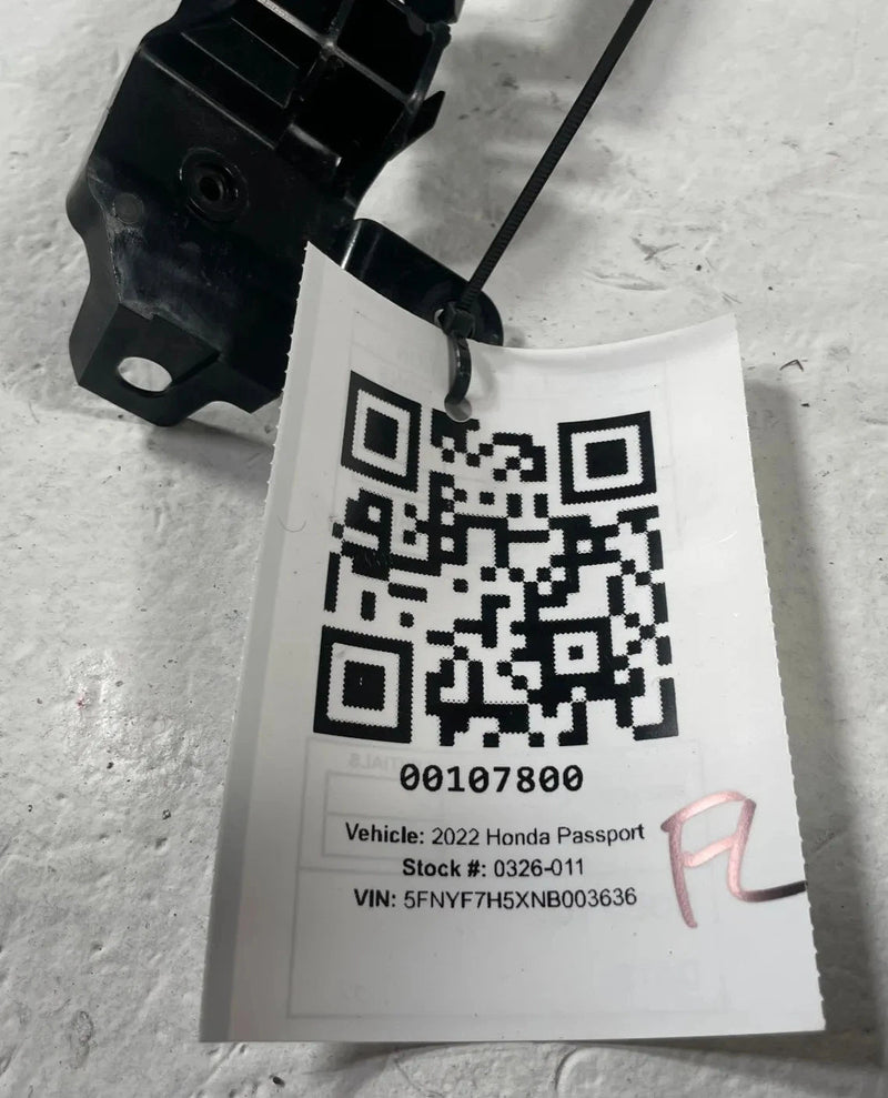 Load image into Gallery viewer, 2022 - 2025 HONDA PASSPORT FRONT LEFT DRIVER SIDE BUMPER BRACKET # 107800
