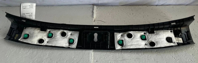 Load image into Gallery viewer, 2021-2023 HYUNDAI SANTA FE TRUNK LATCH LOCK SILL SCUFF PLATE TRIM COVER # 107950
