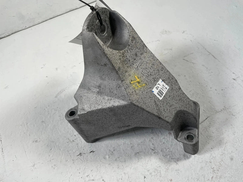 Load image into Gallery viewer, 2019-2023 GENESIS G70 FRONT LEFT SIDE ENGINE MOUNT SUPPORT BRACKET 2.0L # 108169
