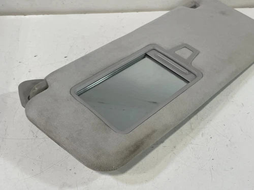 Load image into Gallery viewer, 2020 - 2025 HYUNDAI PALISADE FRONT LEFT DRIVER SIDE SUNVISOR SUN VISOR # 104055
