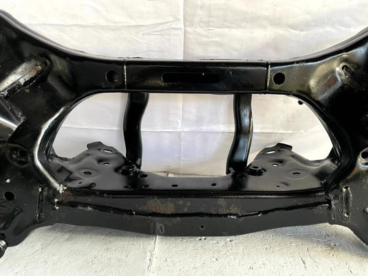 17-22 NISSAN ROGUE SPORT REAR SUSPENSION SUBFRAME CROSSMEMBER CRADLE