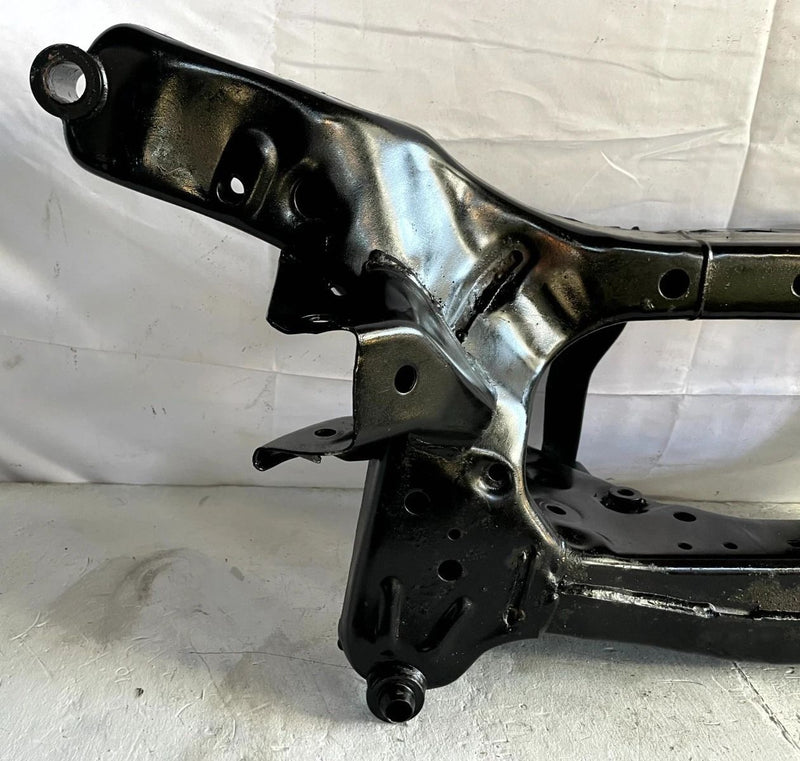 Load image into Gallery viewer, 17-22 NISSAN ROGUE SPORT REAR SUSPENSION SUBFRAME CROSSMEMBER CRADLE # 106251
